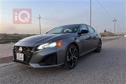 نيسان ألتيما